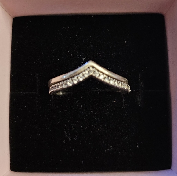 Pandora Tiara Rings - Stackable - Picture 5 of 11